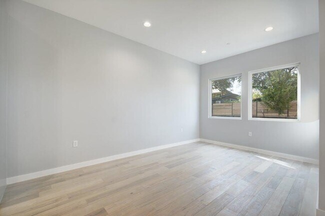 Building Photo - 2108 Tillery St