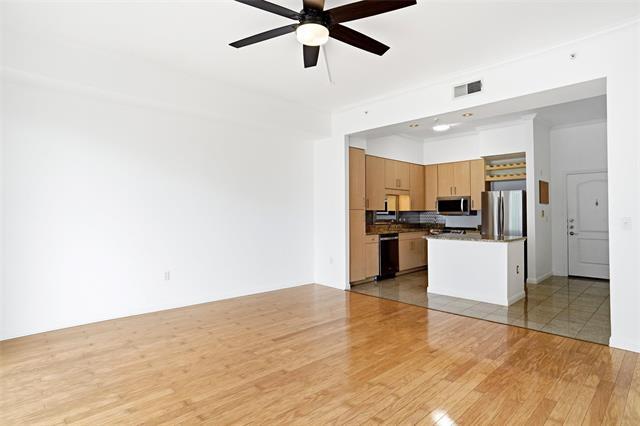 Building Photo - 3225 Turtle Creek Blvd