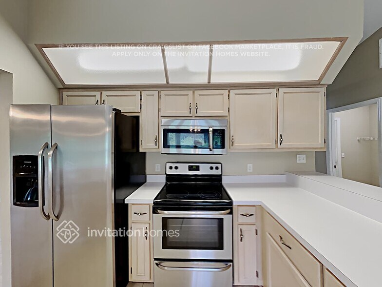 Building Photo - 107 Glen Abbey Ln