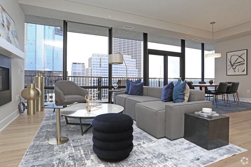 Penthouse - 365 Nicollet