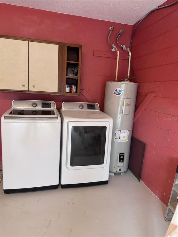 Building Photo - 138 Pinewood Cir