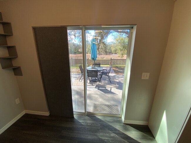 Building Photo - 20 Malauka Cir