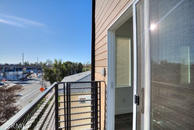 Building Photo - 11639 Burbank Blvd