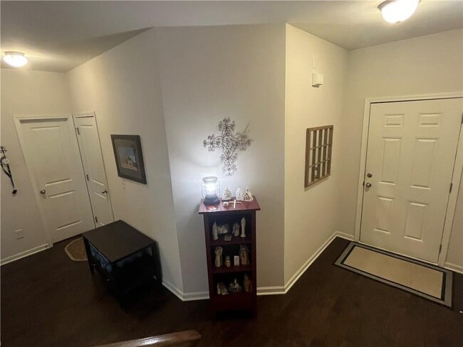 Building Photo - 5545 Bright Cross Wy