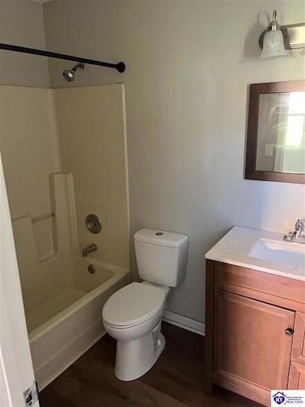Building Photo - 1014A Windview Pl