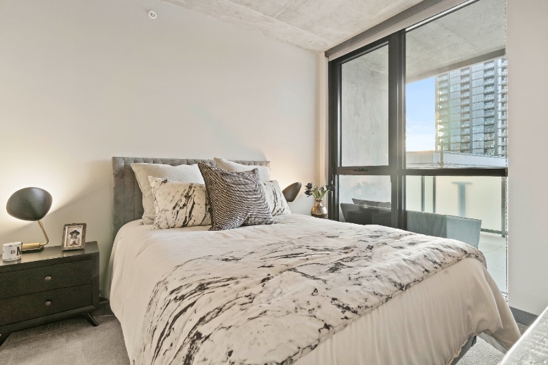 Building Photo - 196 N Ada St