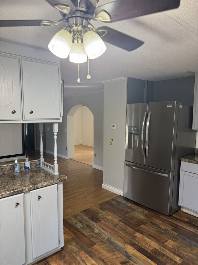 Building Photo - 225 Daniel St