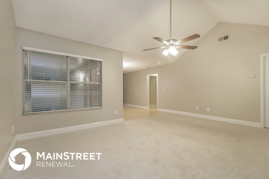 Building Photo - 2134 Churchill Downs Cir