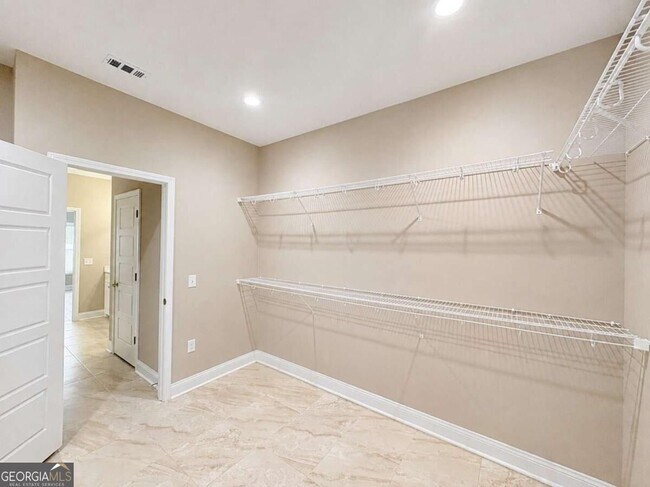 Building Photo - 152 The Villas Wy