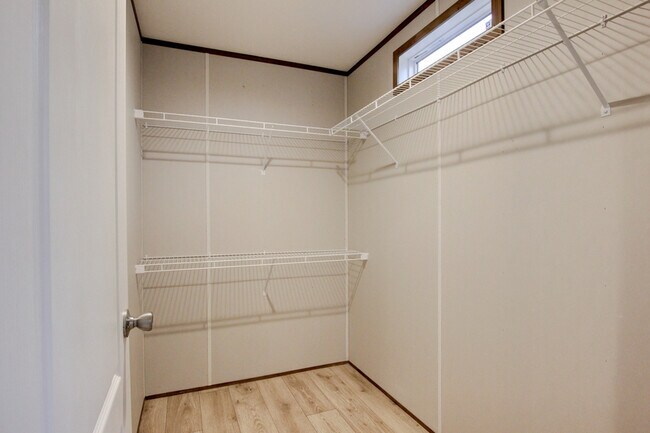 Building Photo - 295 Seays Rd