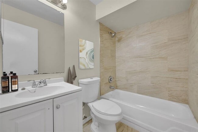 Building Photo - 4124 Pershing Pointe Pl