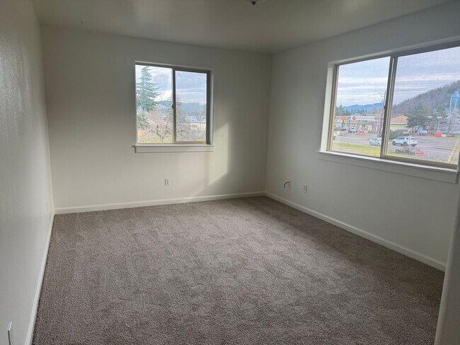 Building Photo - 2430-2438 E Whiteaker