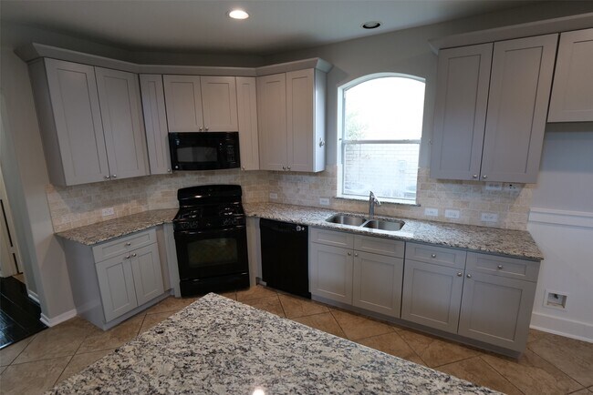Building Photo - 26814 Harwood Heights Dr