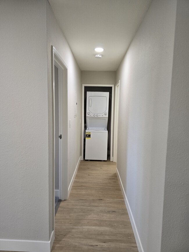 Floorplan - Crestview Apartments