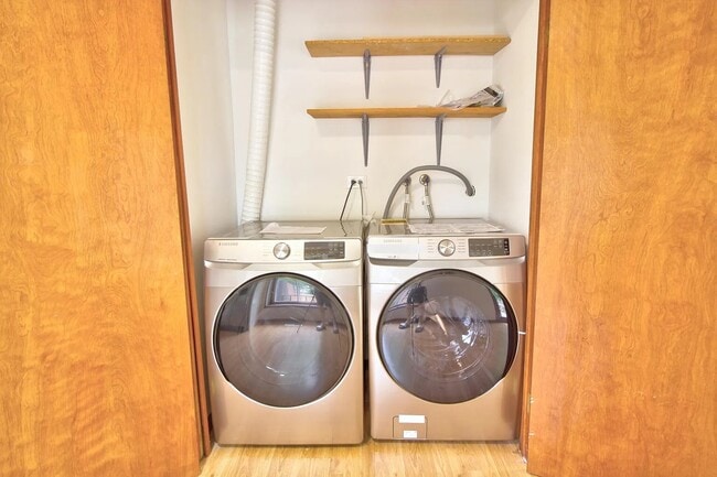 Building Photo - 1741 Tufts Ct