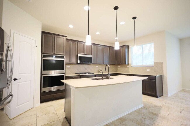 Building Photo - 1639 Afterlight Dr