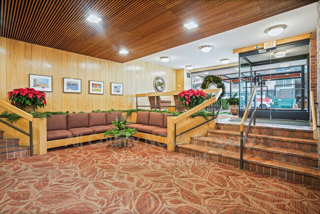 Building Photo - 1140 23rd St NW