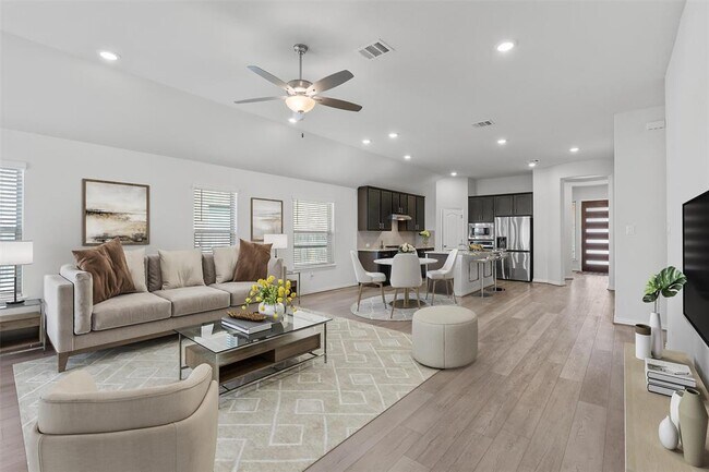 Building Photo - 562 Leadtree Loop