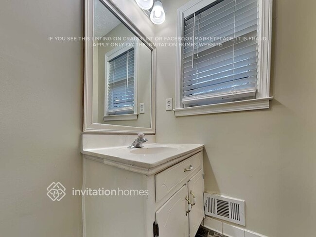 Building Photo - 3684 Leisure Ct