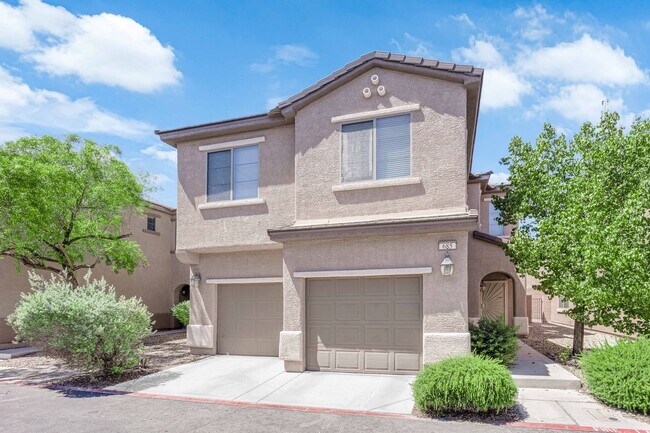 Primary Photo - 3 bedroom home in gated community