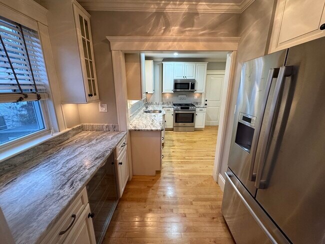 Building Photo - 39 Chester Rd