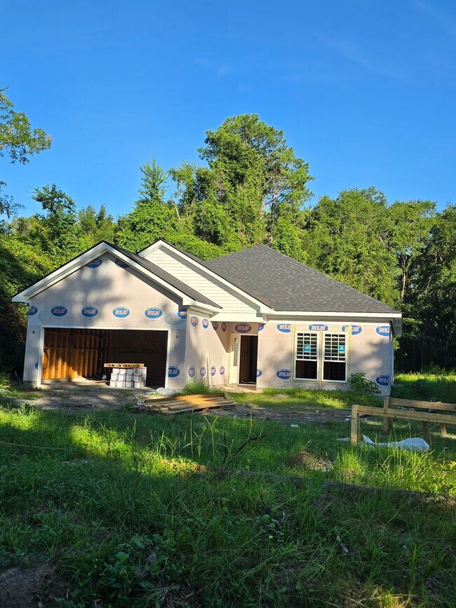 Building Photo - New Home