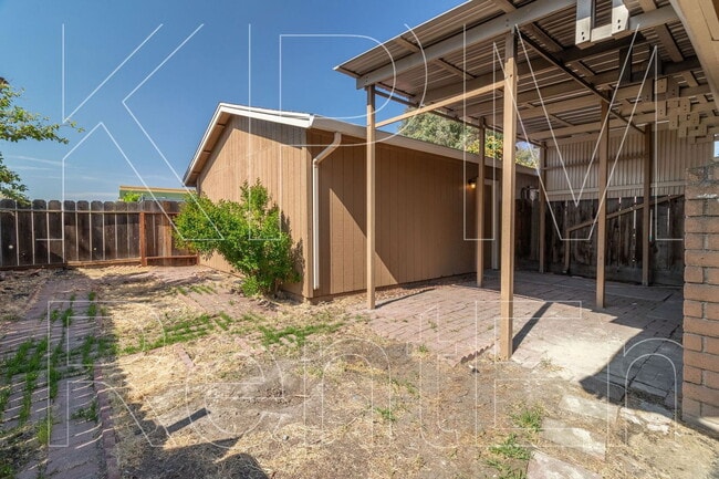 Building Photo - 7248 Tristan Cir
