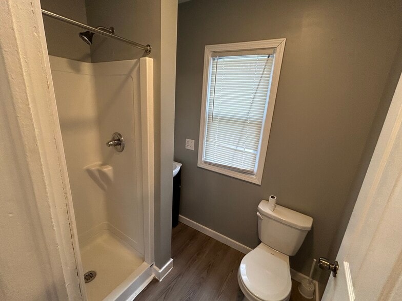 Building Photo - 659 Seward St