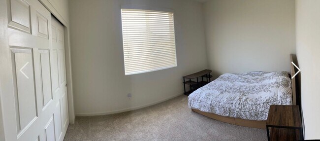 Building Photo - Lovely 3 Bedroom / 2 Bathroom for rent $2,495