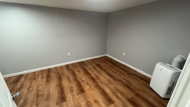 Primary Photo - TURN KEY!!!! 2 Bedroom Apartment for RENT