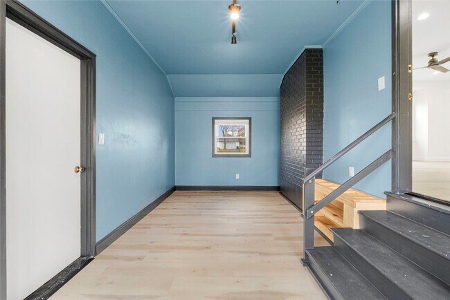 Building Photo - 84 Strecker Rd