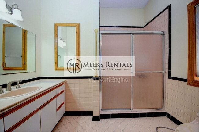 Building Photo - 30 Bridlewood Rd