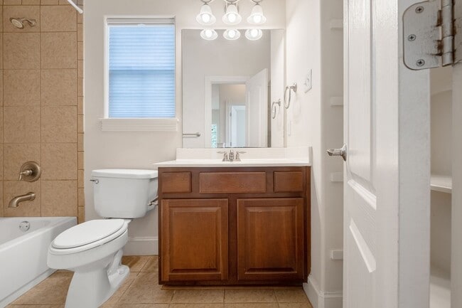 Building Photo - "Where Comfort Meets Convenience"