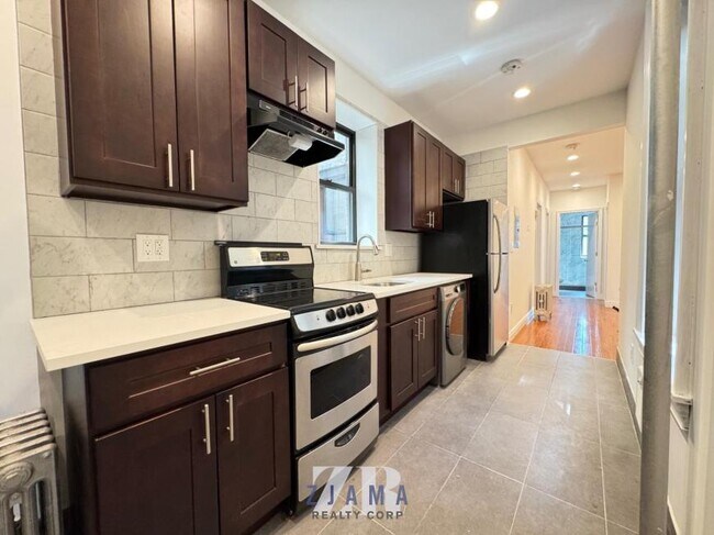 Primary Photo - 3 bedroom in Brooklyn NY 11215