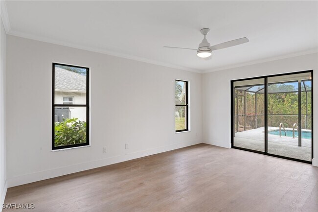 Building Photo - 4742 25th Ave SW