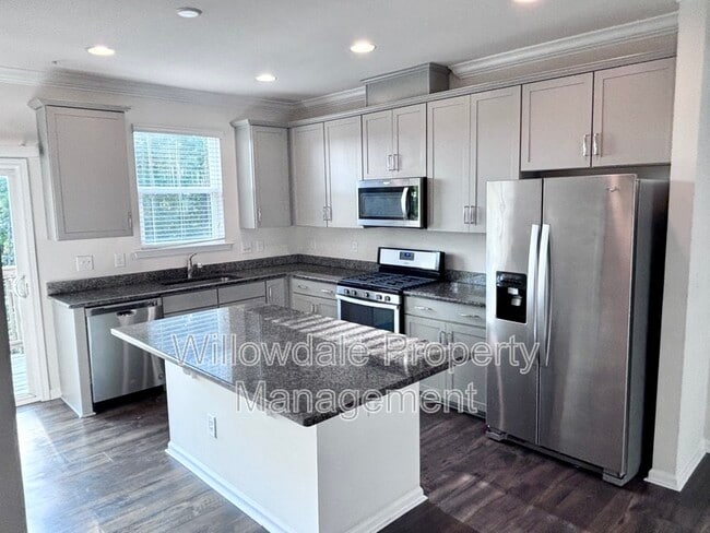 Building Photo - 2239 Chattering Lory Ln