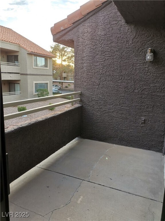 Building Photo - 5026 S Rainbow Blvd