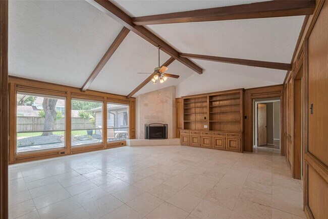 Building Photo - 14911 Sun Harbor Dr