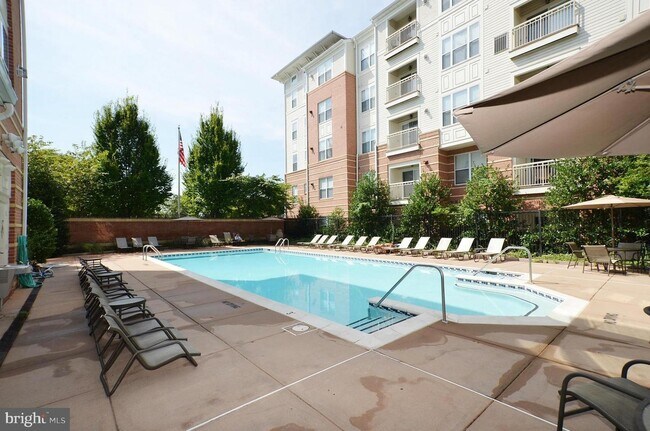 Pool - 9486 Virginia Center Blvd