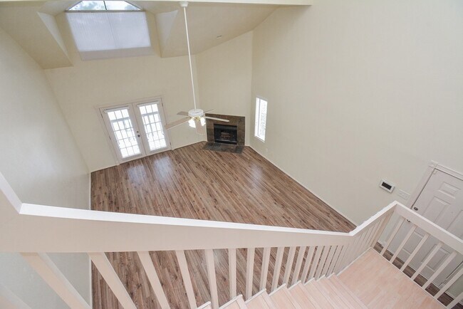 Building Photo - 2023 Gentryside Dr