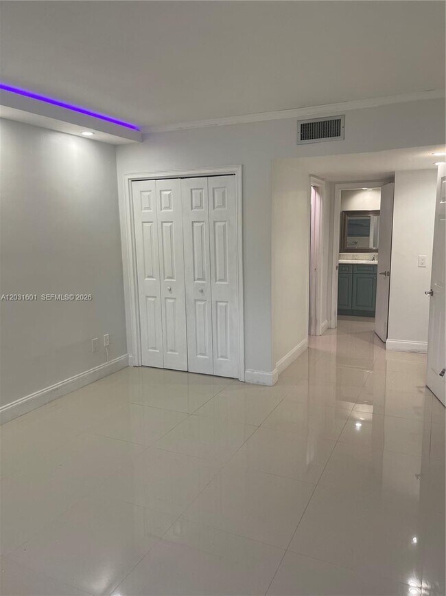 Building Photo - 7505 SW 82nd St