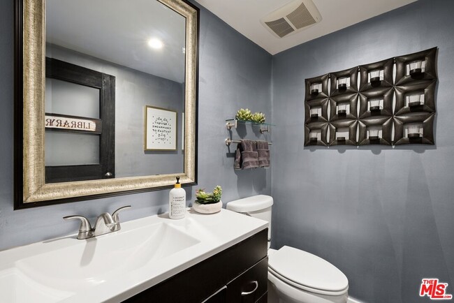 Building Photo - 6141 Warner Dr