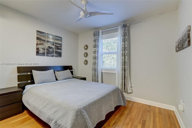 Building Photo - 1637 Cleveland St