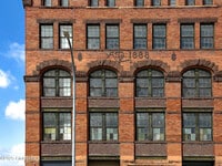 Building Photo - 145 River St