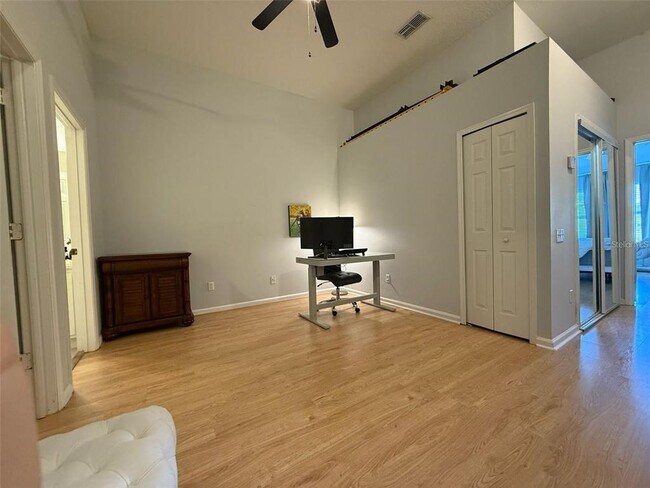 Building Photo - 6235 Goethe St