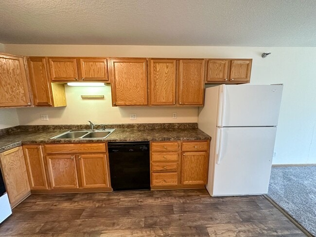 Interior Photo - 121 Beach Avenue