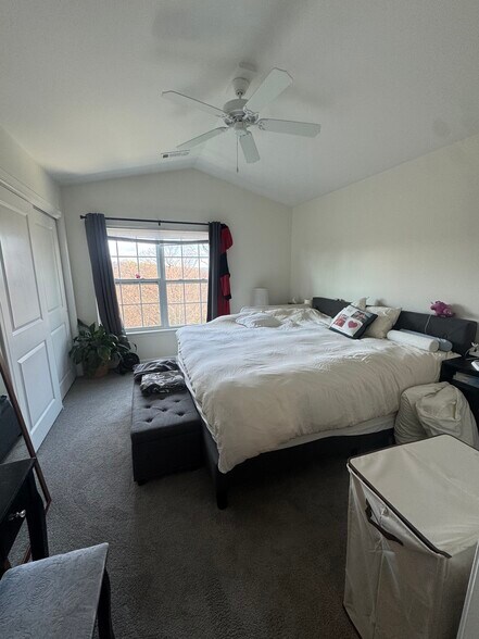 Building Photo - 33202 Town Green Dr