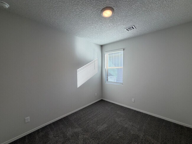 Building Photo - New Build 3 Bedroom Single Story Home Available Near Unser Blvd NE & Northern Blvd NE in Rio Rancho!