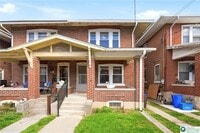 Building Photo - 819 Chestnut St