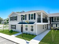 Building Photo - 3821 SW 43rd Ct